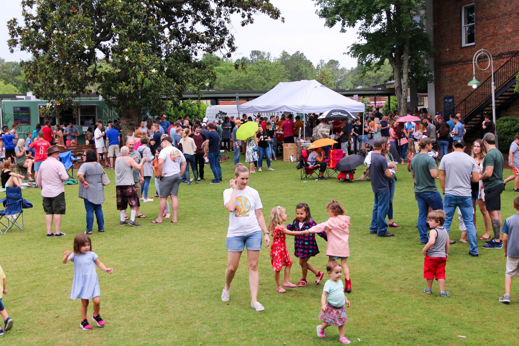 First Friday 6-7-19-42.jpg
